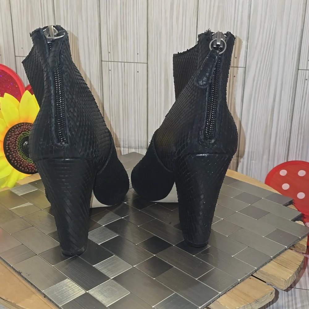 Mia Limited‎ Edition Rogue Black Textured Leather Booties